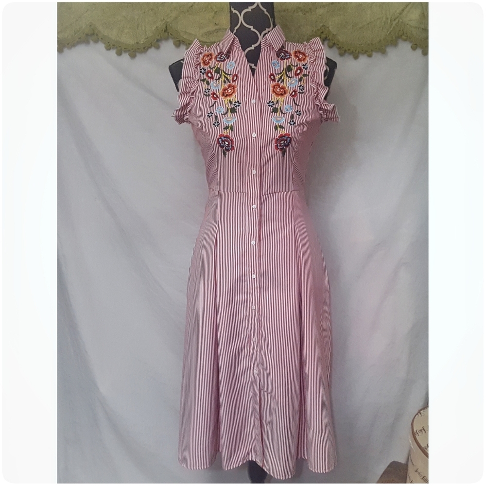 NWT Lea & Viola pinstripe embroidered swing dress